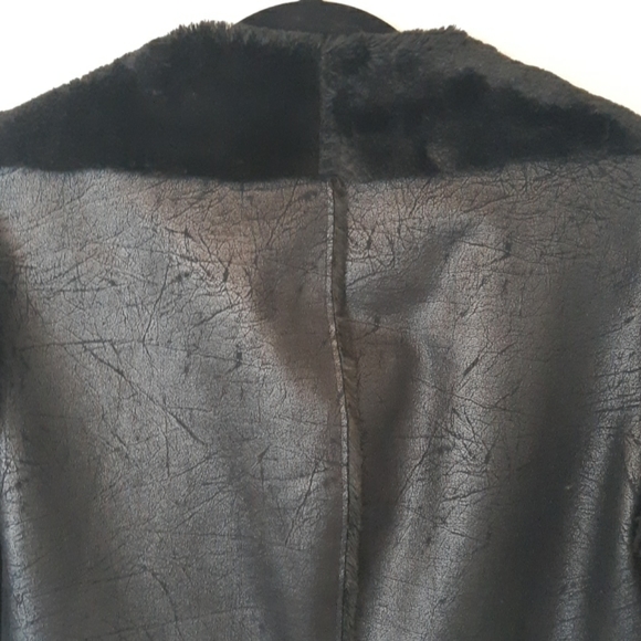 ISDA & CO. Faux fur shearling black coat size s - Picture 13 of 13